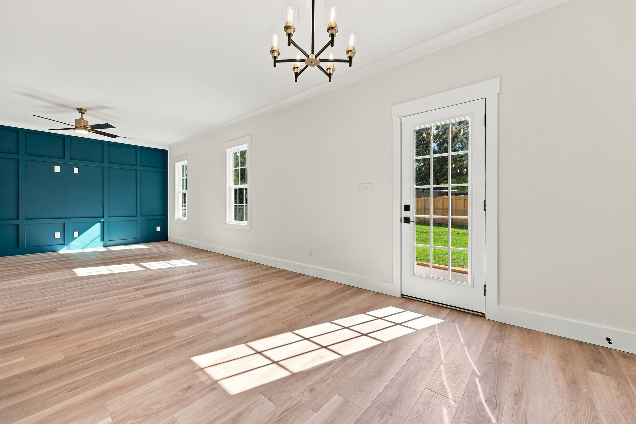 Indoor-Outdoor Connection at The Eliora by Covenant Construction Group
